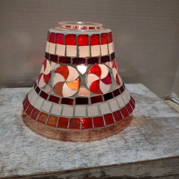 Yankee Candle Shade Peppermint Red White Mosaic Tiles - Picture 1 of 4
